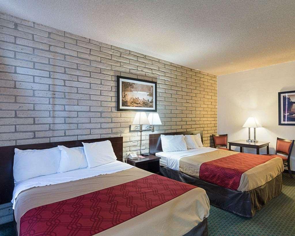 Econo Lodge San Angelo Ruang foto