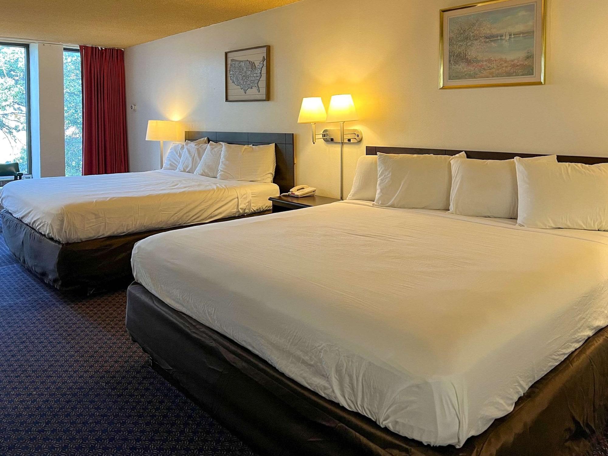 Econo Lodge San Angelo Bagian luar foto