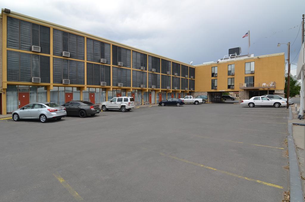 Econo Lodge San Angelo Bagian luar foto