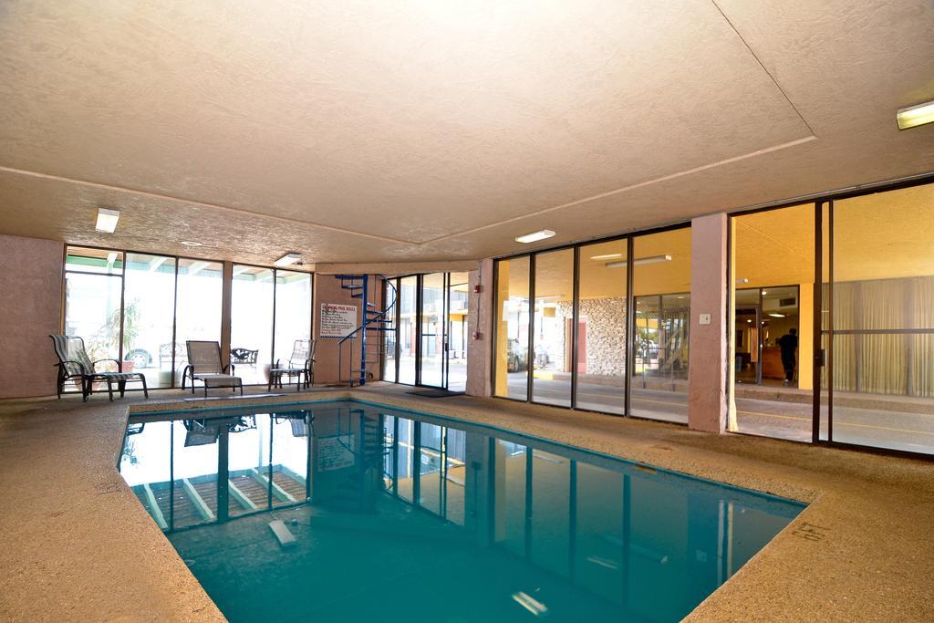 Econo Lodge San Angelo Bagian luar foto